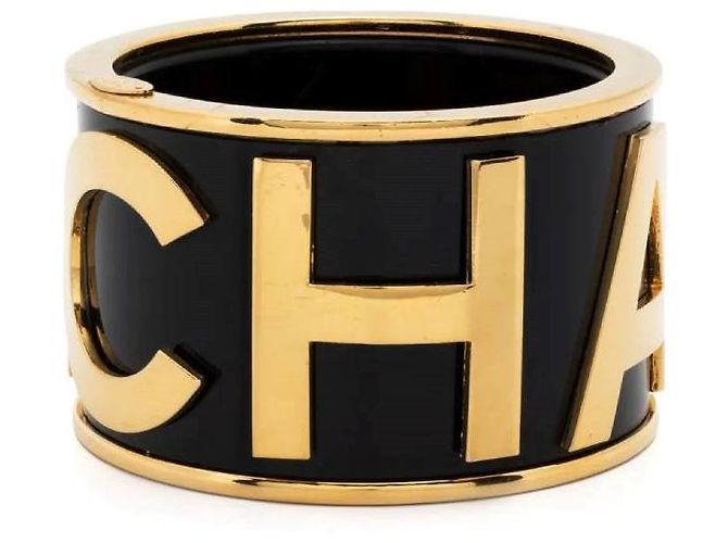 Pulseira Logoada Preta e Dourada Chanel Preto Cinza Areia