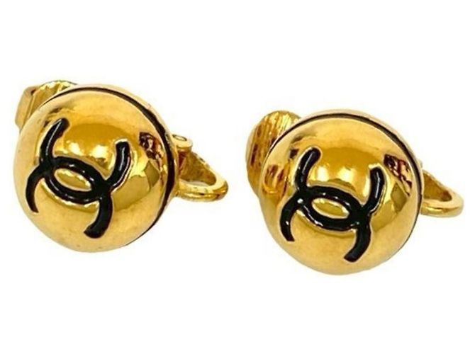 Orecchini a clip placcati in oro Chanel Coco Mark D'oro