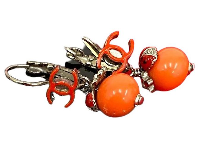Orecchini Chanel Coco Mark Fiore Coccinella Argento Metallico