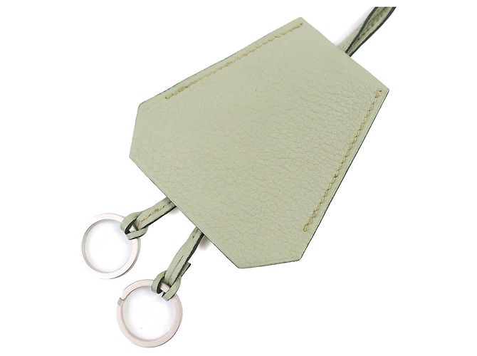 Hermès Clochette Leather Necklace Green 