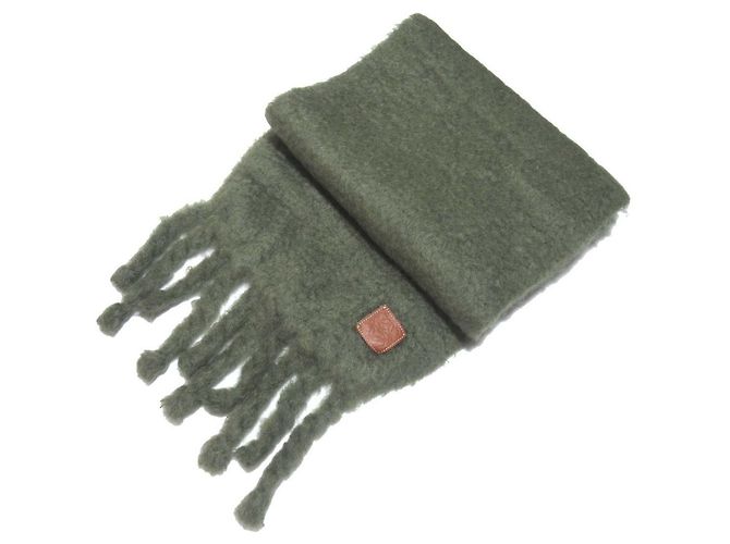 Mohair-Fransen-Schal mit Anagramm-Patch von Loewe Grün