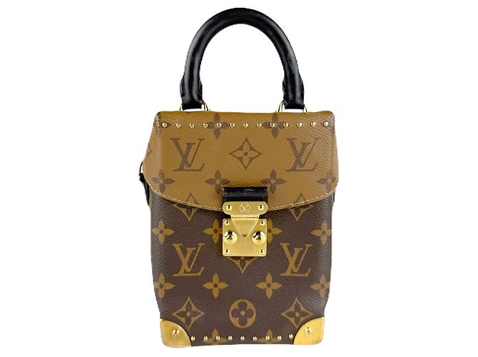 Bolsa de Ombro Monogram Reverse Louis Vuitton Marrom