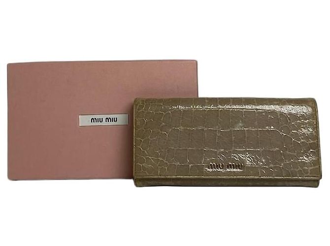 Vintage Miu Miu crocodile Emblossed Leather Wallet Brown