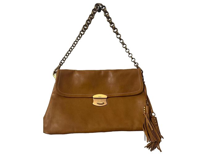 Borsa a spalla Prada in pelle color cammello con frange