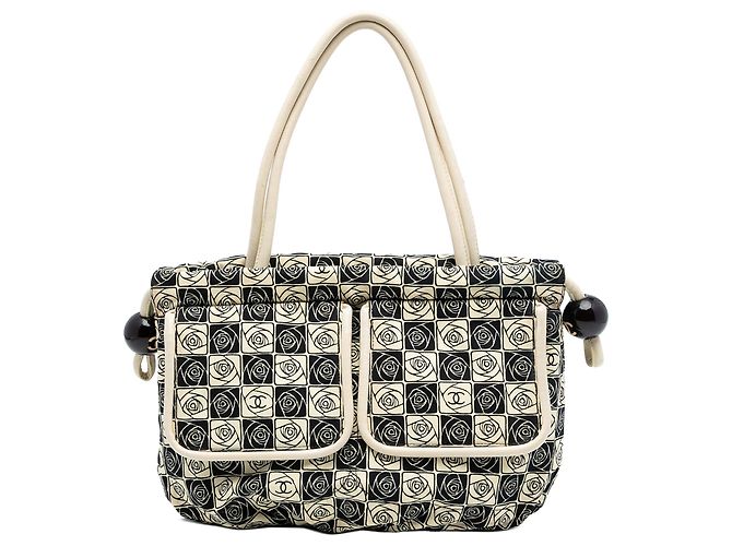 Bolsa Coco Ball em lona Camélia marrom da Chanel Bege