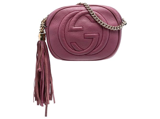 Gucci Mini Soho em couro de bezerro texturizado rosa com corrente transversal