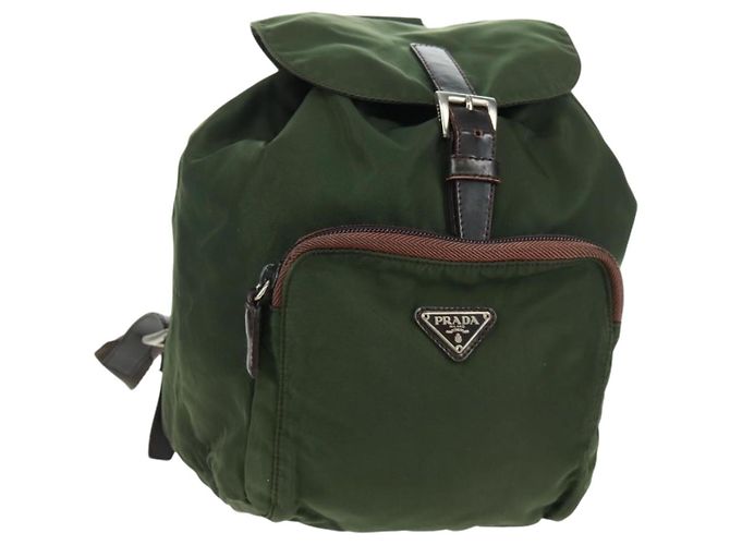 Mochila PRADA de nylon verde prata autêntica 161420