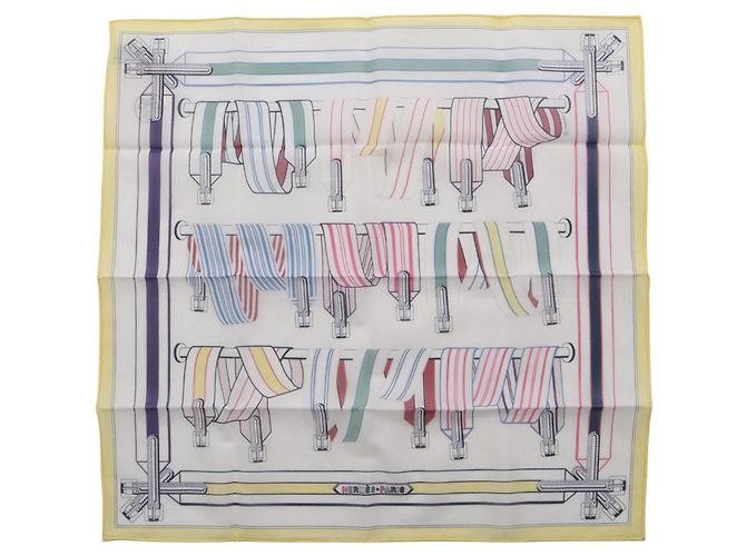 Hermès Les Sangles em Finesse Lenço Branco Multicor