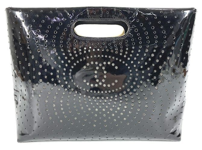 Bolsa de mão Chanel Punching CC Logo Coco Preto