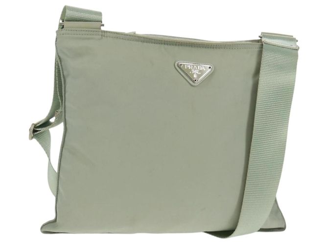 Sac à épaule PRADA en nylon gris Auth 160842 Marron