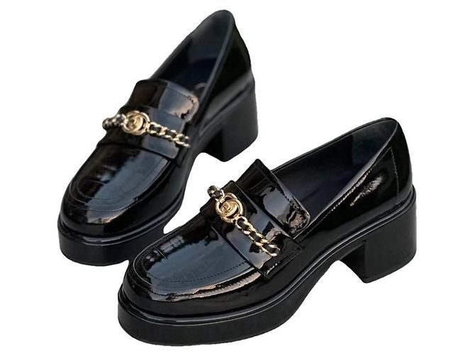 Mocassins compensées Chanel Noir