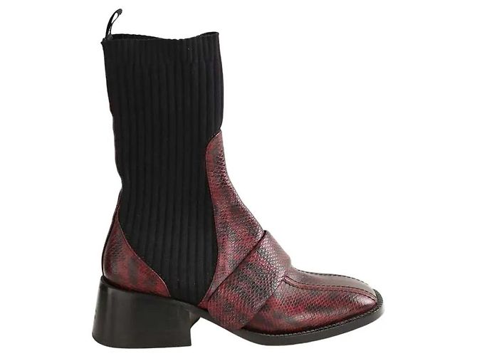 Chloé Botas de Cuero Burdeos