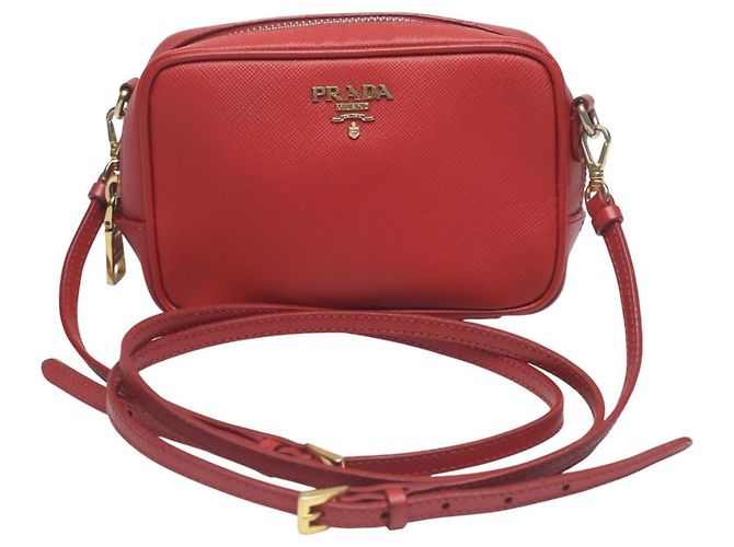 Bolsa de Ombro em Couro Vitello Phoenix da Prada Vermelho