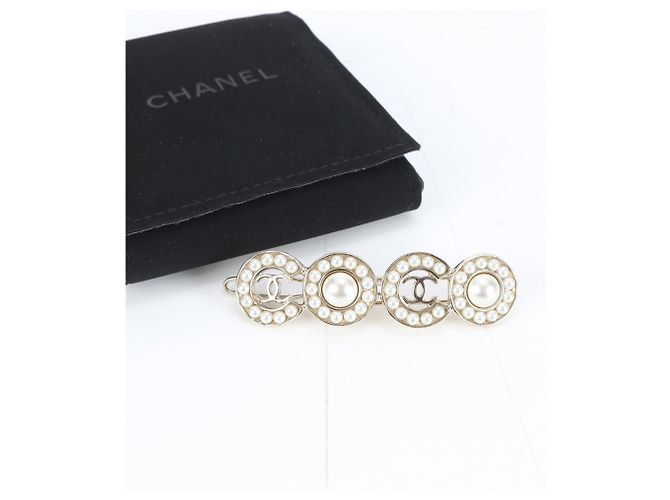 Horquilla de perlas Coco Mark B21 P de Chanel Plata