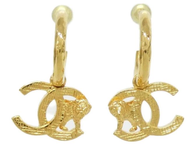 Orecchini a goccia dorati Chanel AB8783 D'oro