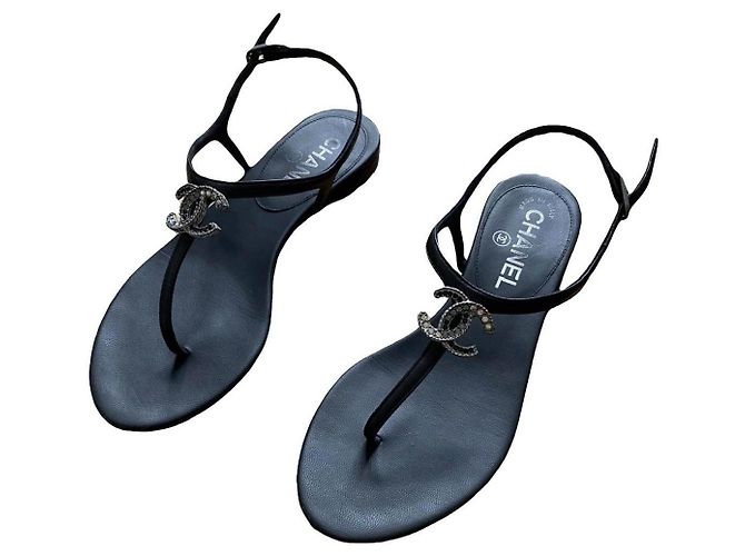 Sandali neri Chanel con cristalli Nero 