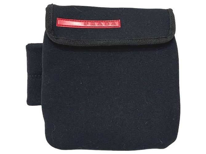 Borsa a tracolla Prada MV563 in nylon nero