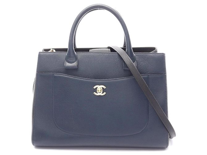 Executive Bolsa Tote Executiva Neo de Couro da Chanel Azul