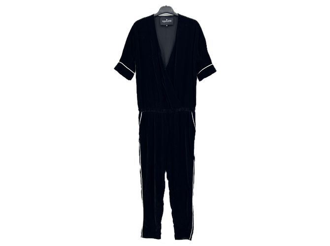 Charlotte Eskildsen Samt Jumpsuit Schwarz