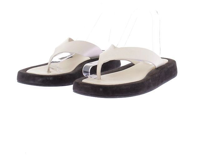 The Row Ginza leather flip-flops white