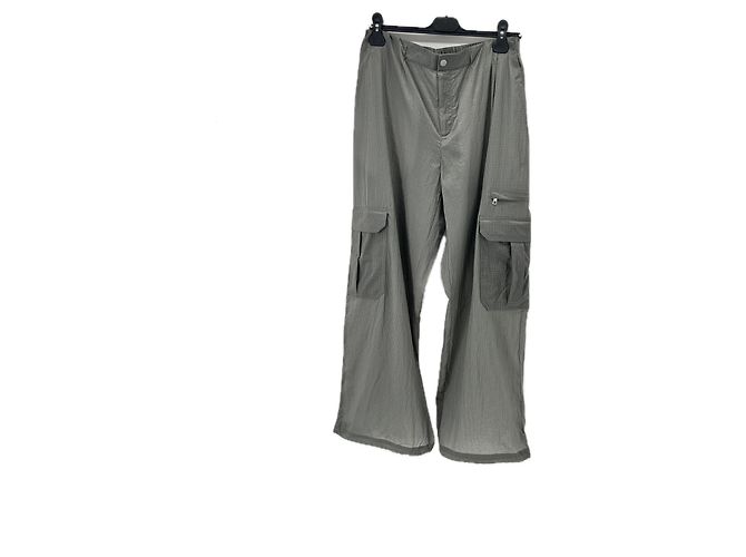 Autre Marque ALO YOGA Cargo Hose grau