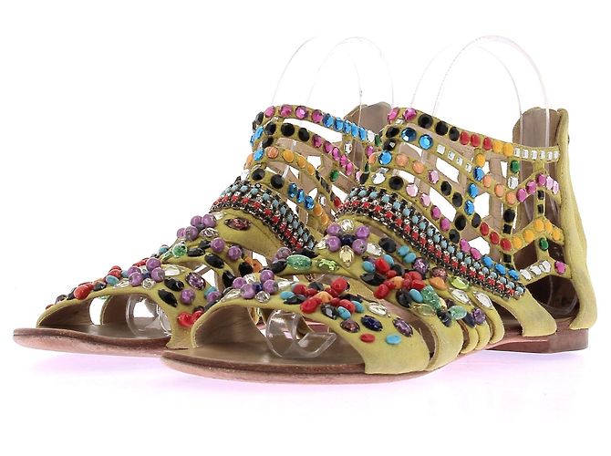Sandali Giuseppe Zanotti in suede giallo con strass e perle