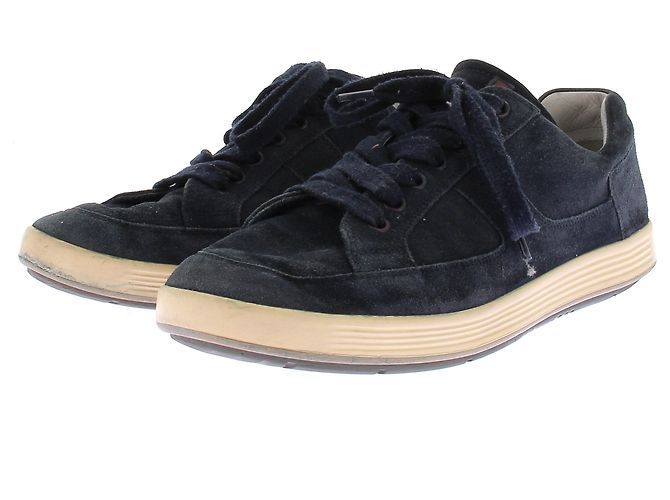 Baskets Prada en daim bleu marine
