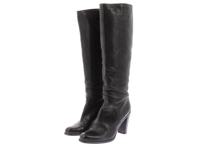 Dior Botas de salto em couro Preto