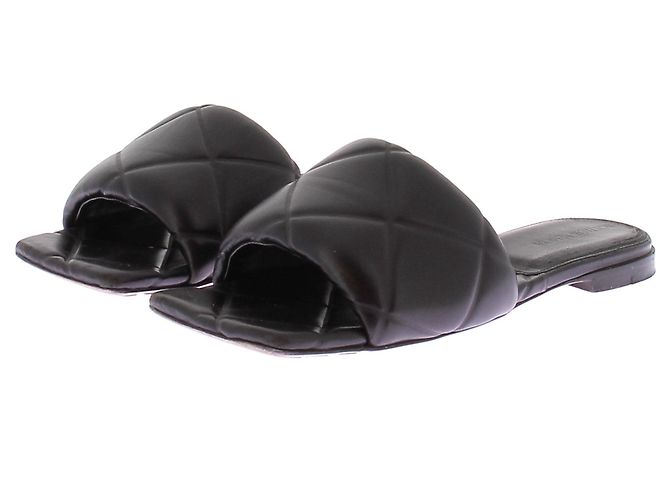 Sandali Bottega Veneta in pelle trapuntata nera Nero