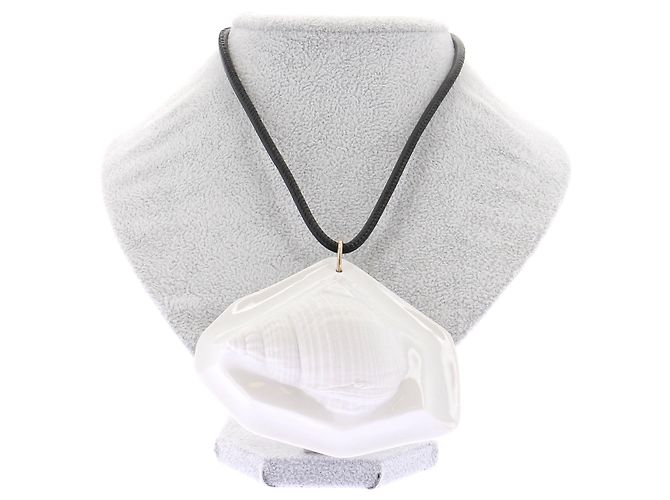 Autre Marque Porcelain pendant necklace White 