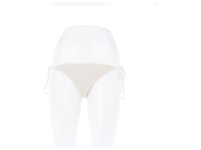 Autre Marque Bikiniunterteil aus Häkelarbeit Beige