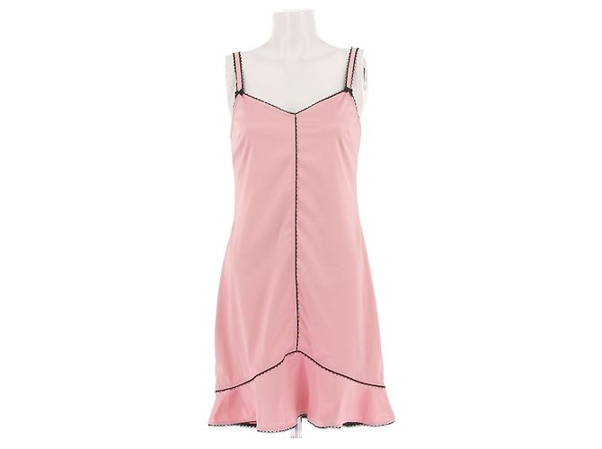 Camisón Dior de satén rosa