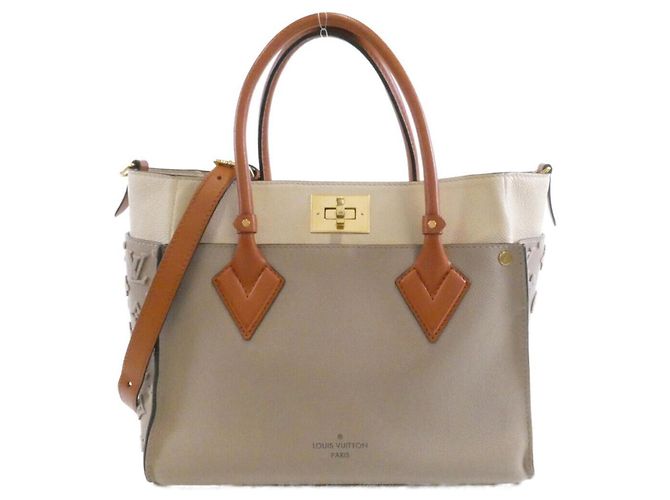 Bolso On My Side MM Louis Vuitton
