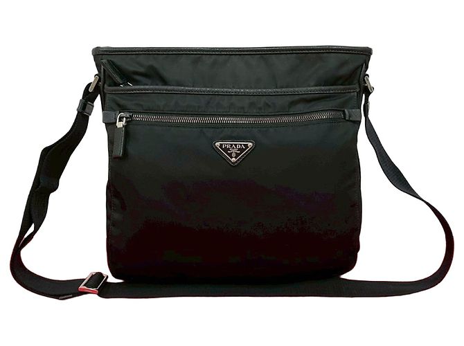 Borsa a spalla in nylon e pelle Saffiano con logo triangolare Prada Nero