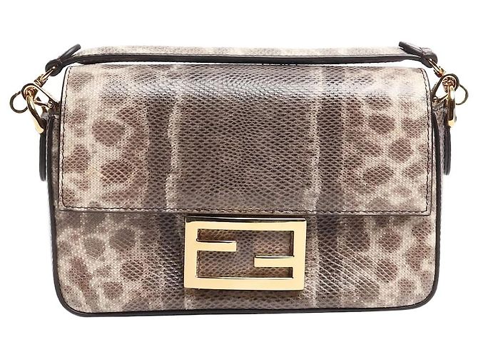 Fendi Mini bolsa Baguette em pele de cobra marrom