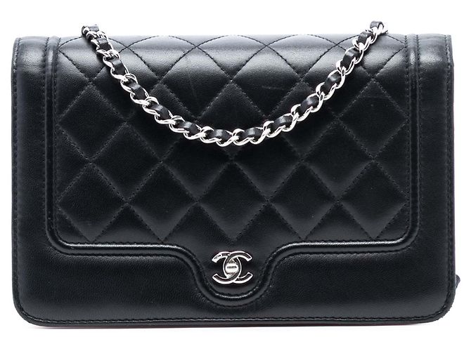 Wallet On Chain Chanel Schwarze CC gesteppte Lammleder Geldbörse mit Kette