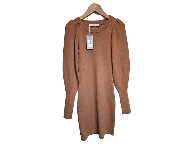 Vestido corto de punto camel de Vanessa Bruno Camello