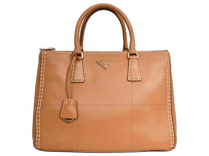 Saffiano Prada Galleria en excelente estado Camello