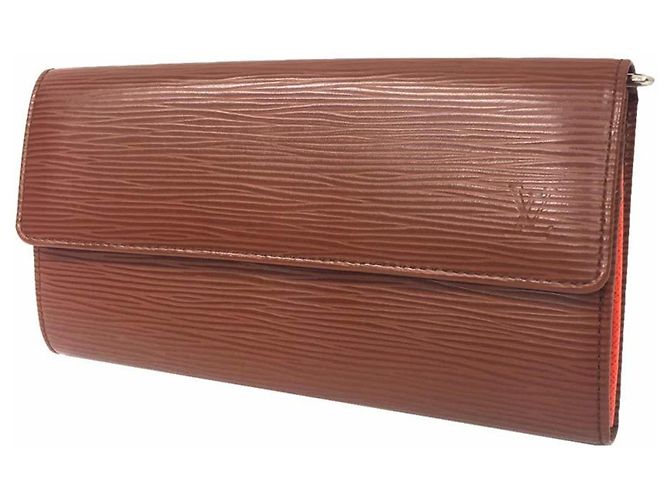 Cartera Larga Epi Louis Vuitton Sarah M60321 Chocolate