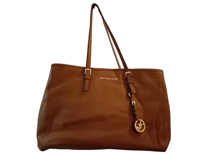 Sacola de couro marrom Michael Kors