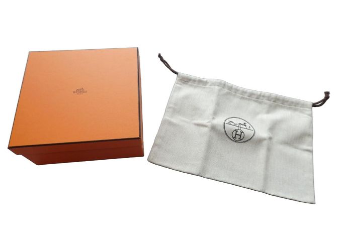 Hermès box for mini Kelly 2 bag with its chevron canvas dustbag Orange