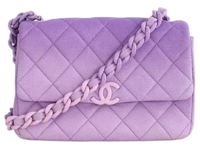 Chanel Bolsa de ombro de couro roxa Roxo