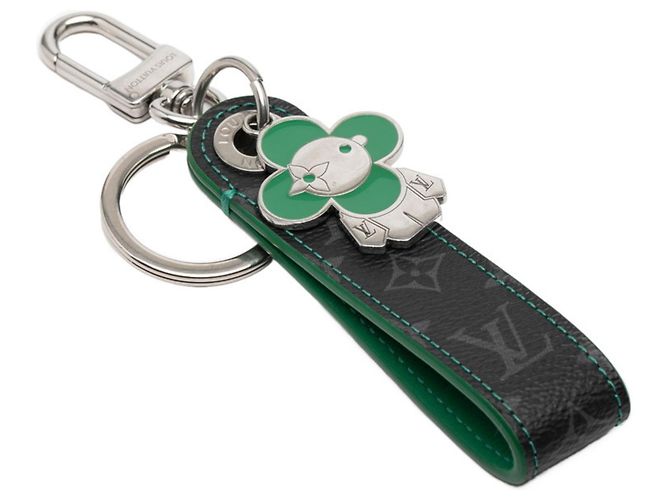 Charm de Chave Vivienne Dragonne Monogram Eclipse Louis Vuitton Preto Prata Verde