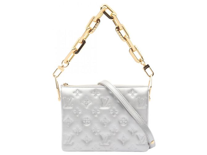 Sac à bandoulière Louis Vuitton Coussin BB en cuir monogrammé embossé, Femme, Argent, Argenté