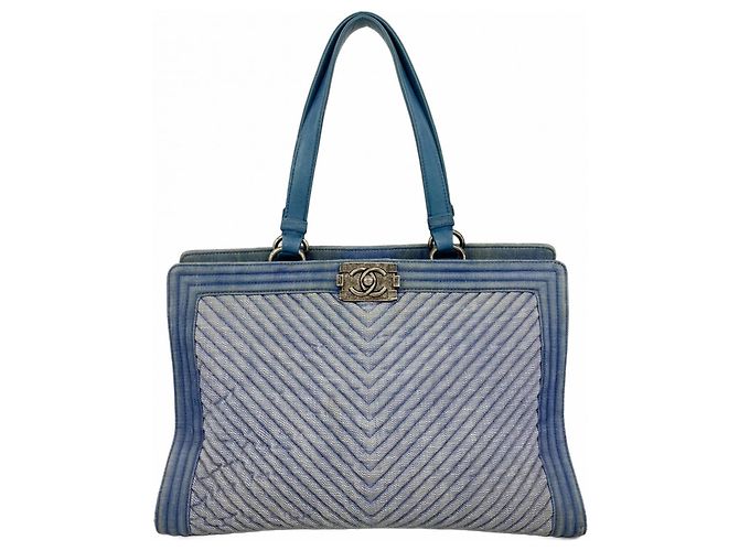 Chanel Boy Denim Blau Tote Bag