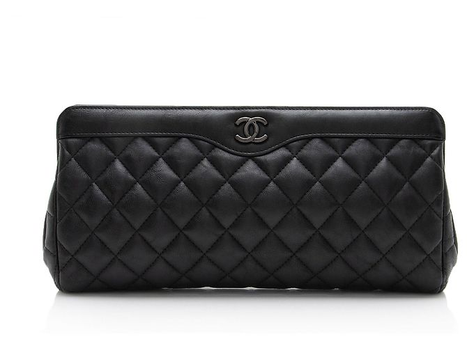 Gabrielle Clutch CC in pelle di vitello invecchiata Chanel Nero