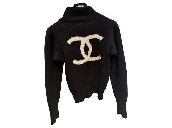 Chanel Pullover aus schwarzem Kaschmir und weißem CC