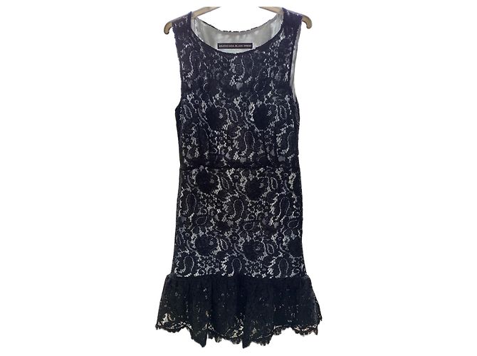 Balenciaga Kleid aus schwarzer Spitze