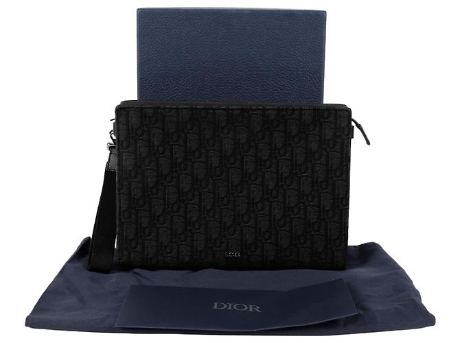 Dior Triangle Strap Pouch Black Cloth ref.2813697 - Joli Closet
