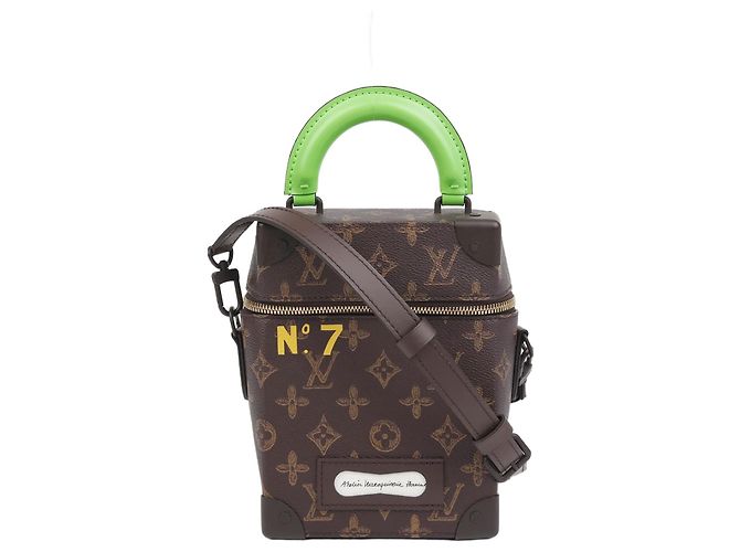 Louis Vuitton Bolsa transversal Vertical Box Trunk Marrom